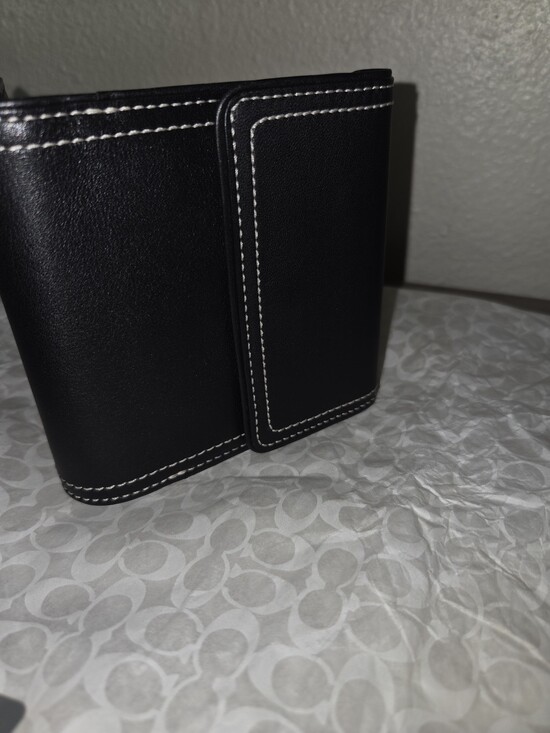 Coach Handbags - NWT Coach Wallet